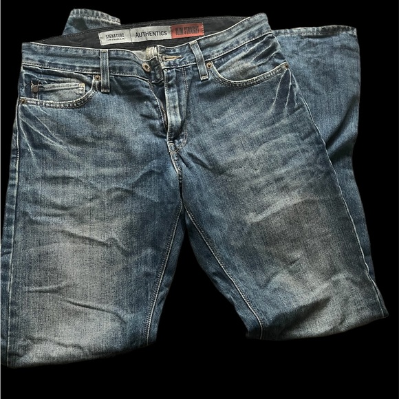 Authentics Signature Jeans - Picture 1 of 2